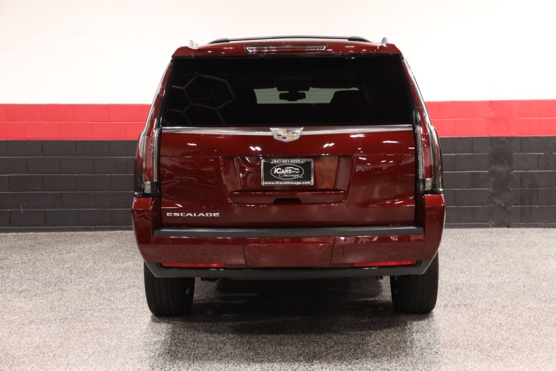 2020 Cadillac Escalade ESV 4dr Suv in , 