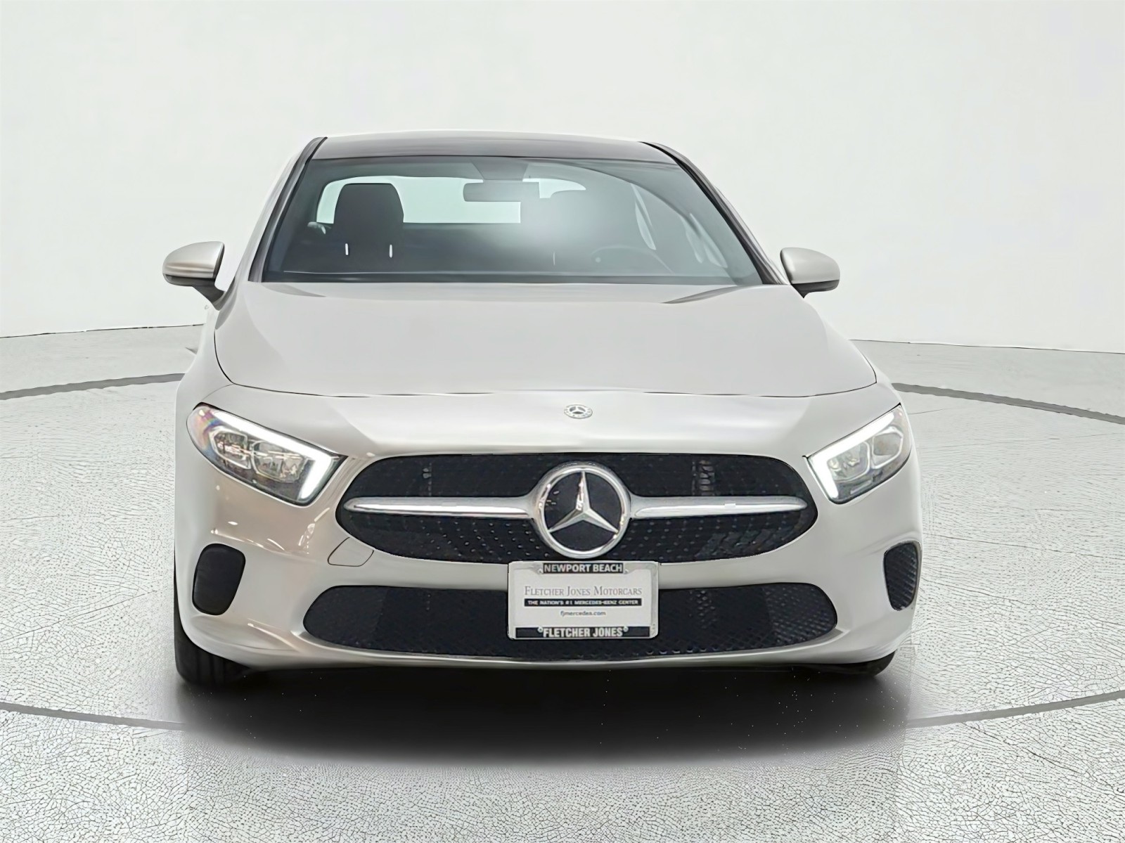 Used 2020 Mojave Silver Metallic Mercedes-Benz A 220 Sedan image 2