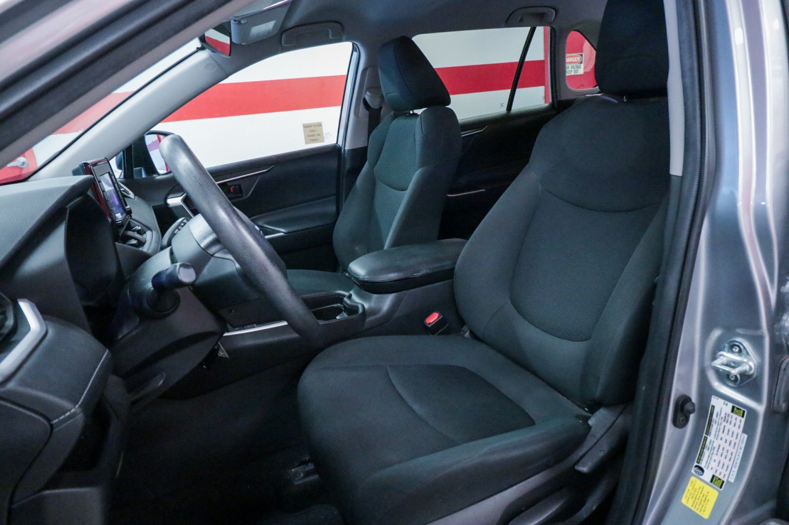 Used Car 2021 Toyota Rav4  Le For Sale Under $25,000 In Austin, Texas