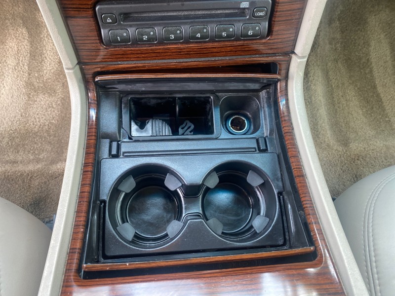 2003 Cadillac Escalade ESV SUV PEARL WHITE 4WD/AWD in , 