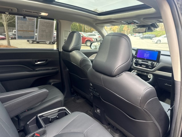 ToyotaGrand Highlander29