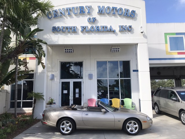 2001 Jaguar XK8 Power Convertible Top Alpine Stereo CD Cassette in pompano beach, Florida