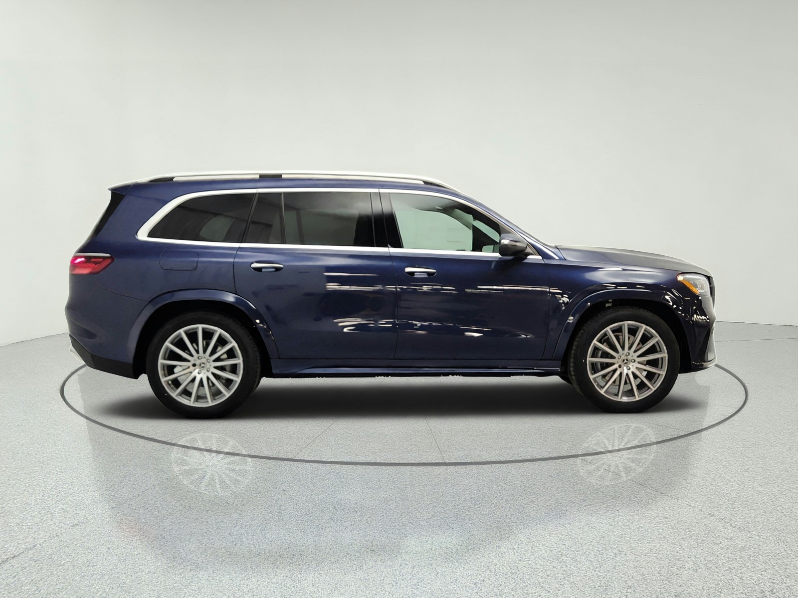 New 2026 Twilight Blue Metallic Mercedes-Benz GLS 450 4MATIC® SUV image 4