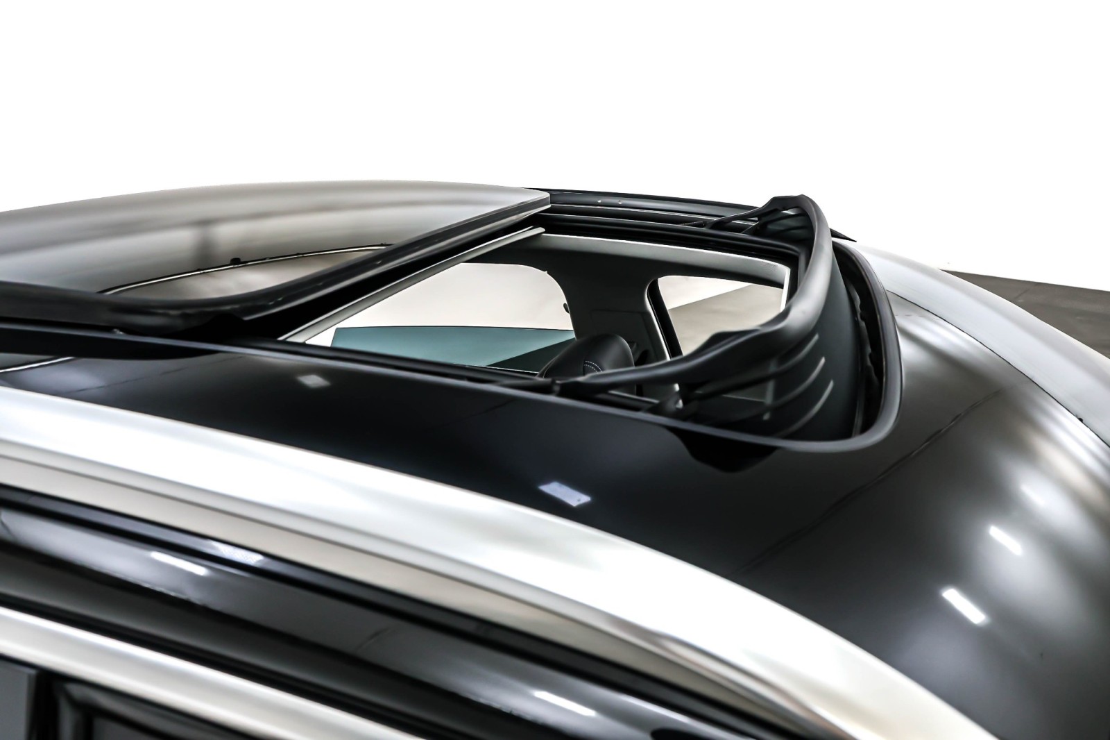 Used 2024 Mythos Black Metallic Audi Premium Plus quattro image 22