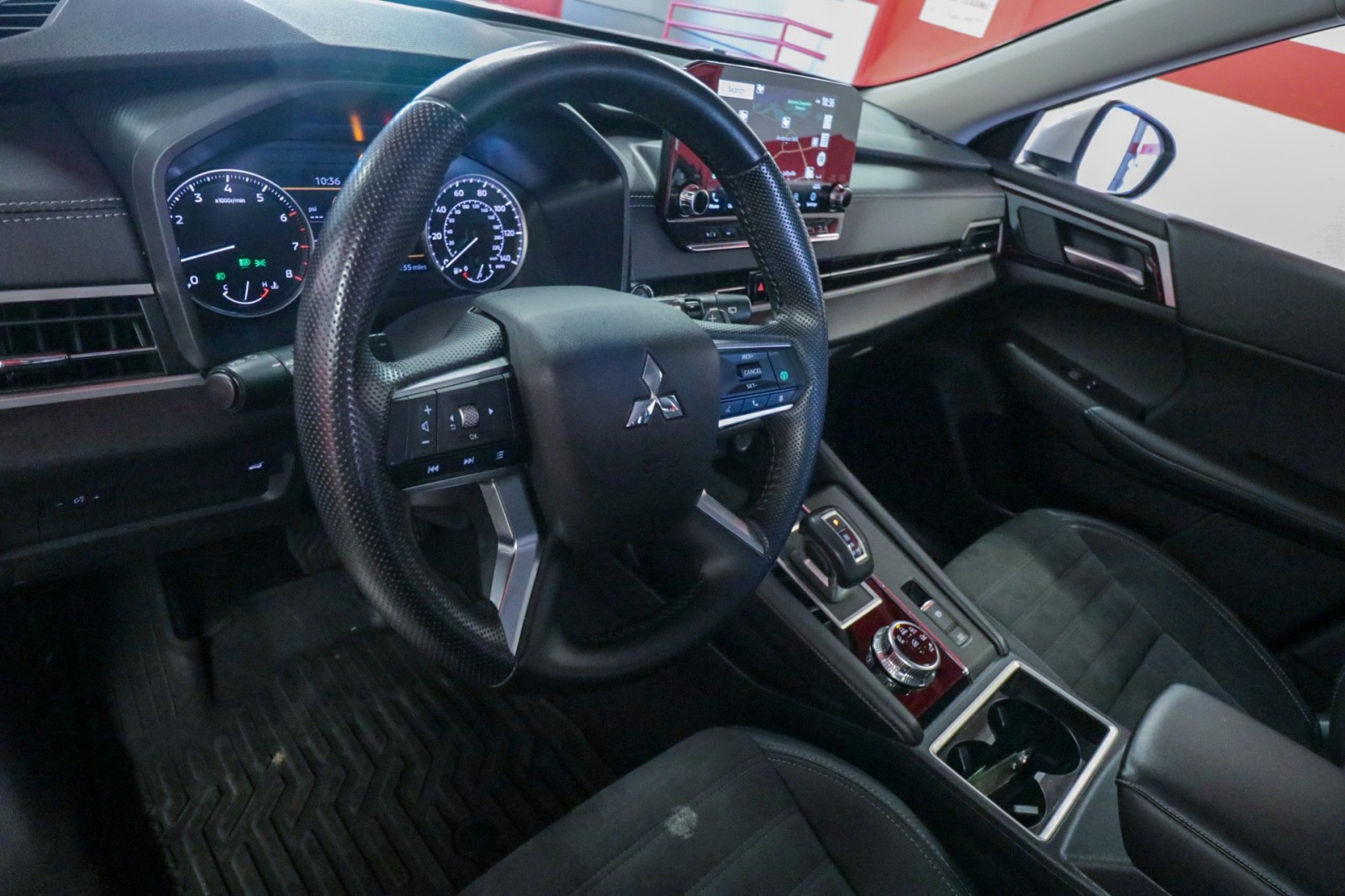 Used Car 2024 Mitsubishi Outlander  Se For Sale Under $25,000 In Austin, Texas