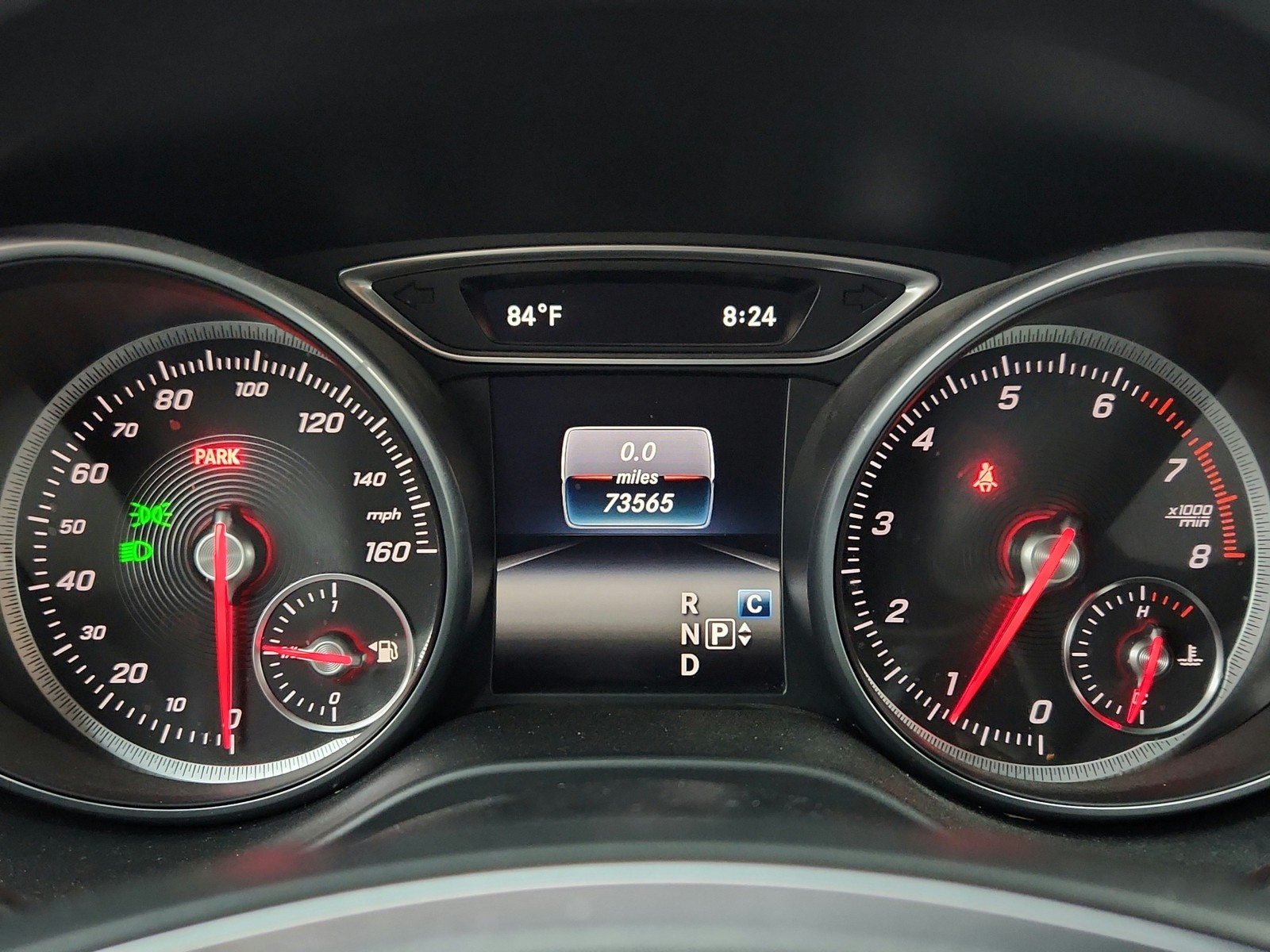 Used 2018 Mountain Grey Metallic Mercedes-Benz GLA 250 image 19