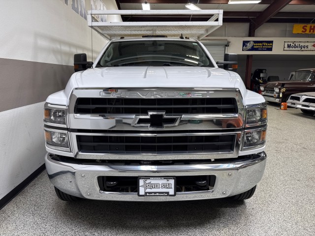 2020 Chevrolet Silverado MD 5500 Duramax RWD Utility/ Service Bed in , 