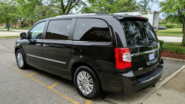 2014 Chrysler Town & Country Limited 7