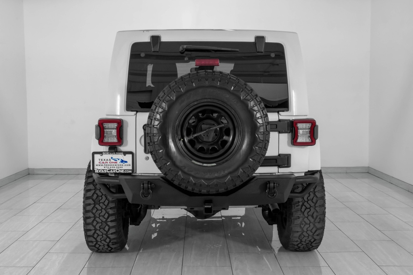 2012 Jeep Wrangler UNLIMITED SAHARA 4WD HARD TOP CONVERTIBLE NAVIGATI 7