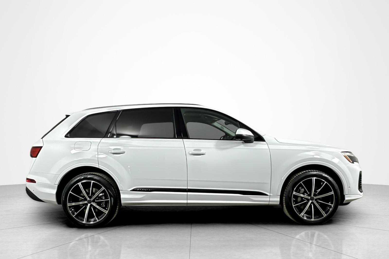 New 2026 Glacier White Metallic Audi Premium Plus 45 quattro image 7