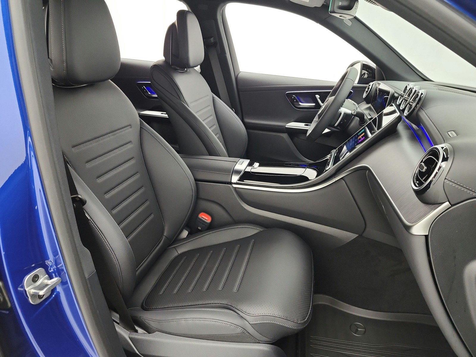 New 2026 Starling Blue Metallic Mercedes-Benz GLC 300 image 15
