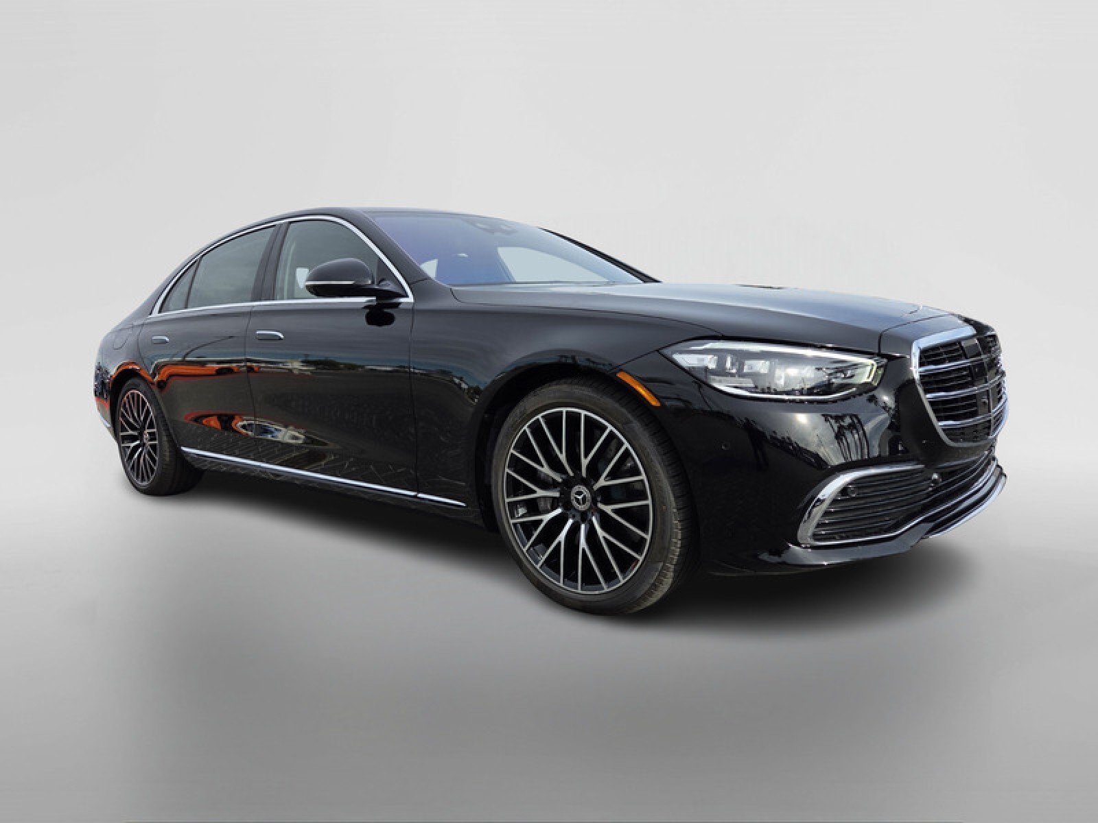 New 2025 Black Mercedes-Benz S 500 4MATIC® Sedan image 7