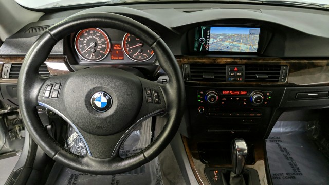 2011 BMW 3 Series 335i xDrive 19