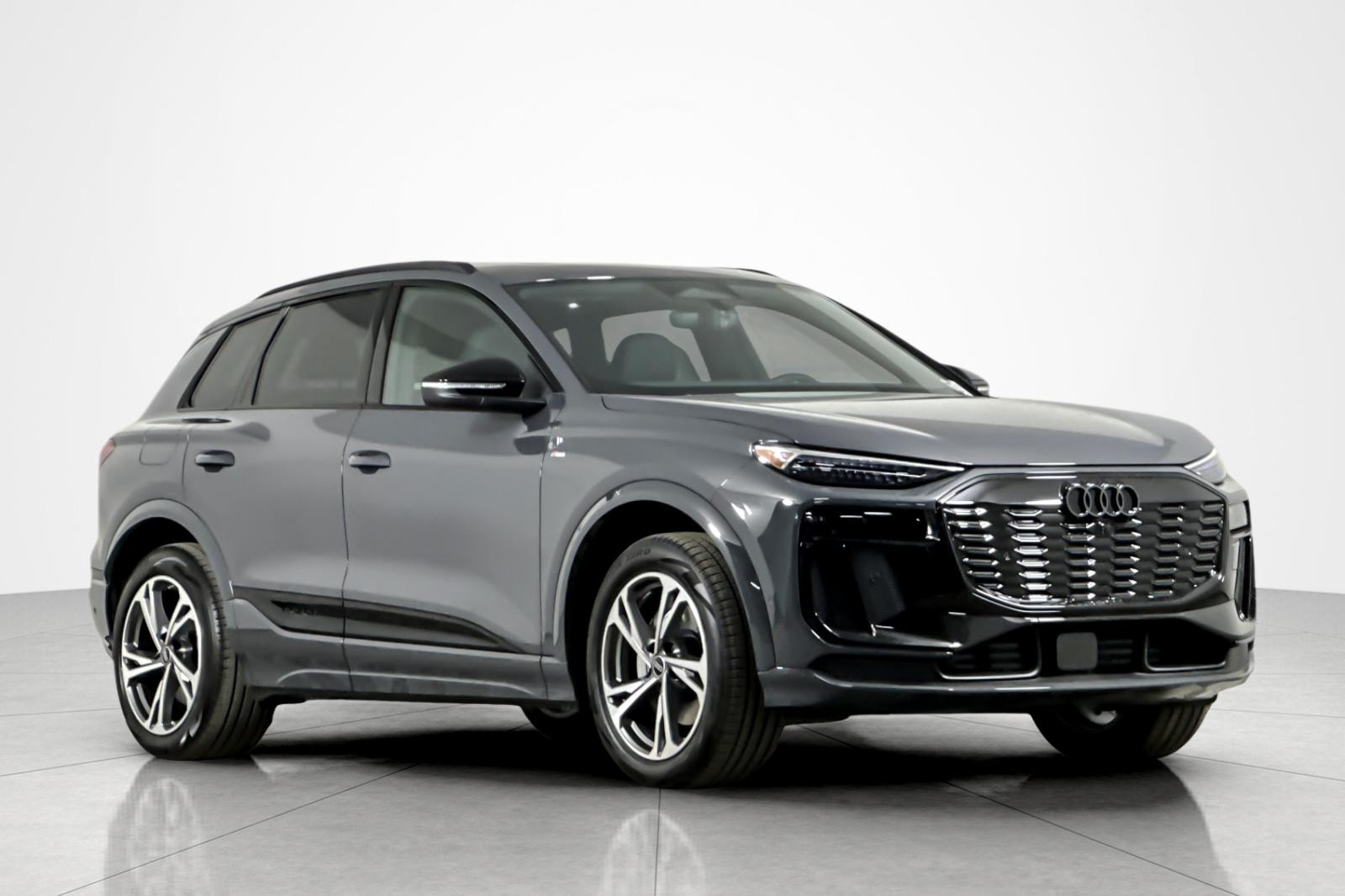 New 2027 Magnet Gray Audi Premium Plus quattro image 2