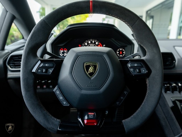 Lamborghini Huracan Sterrato