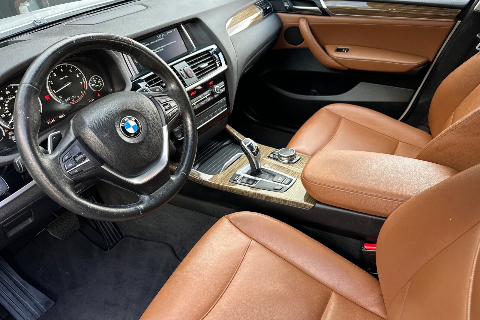 Used 2015 Mineral White Metallic BMW xDrive28i image 9