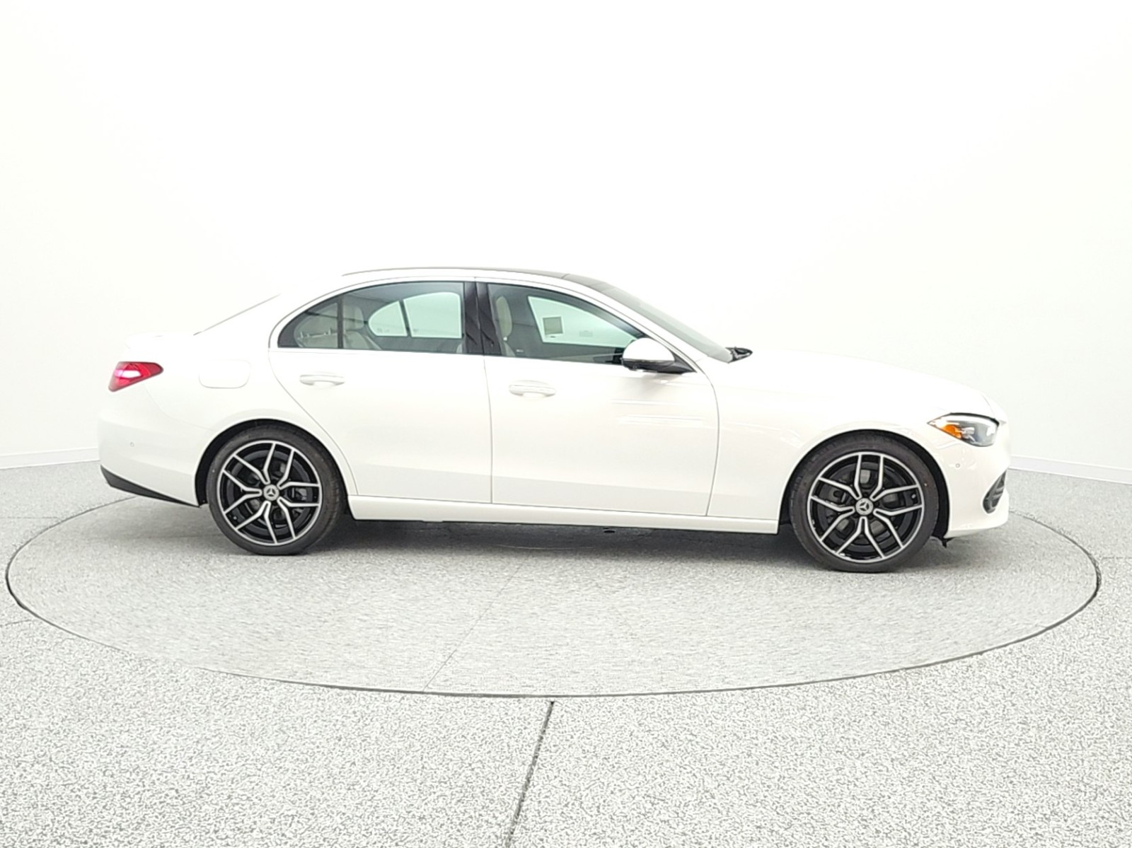 New 2026 Polar White Mercedes-Benz C 300 image 4