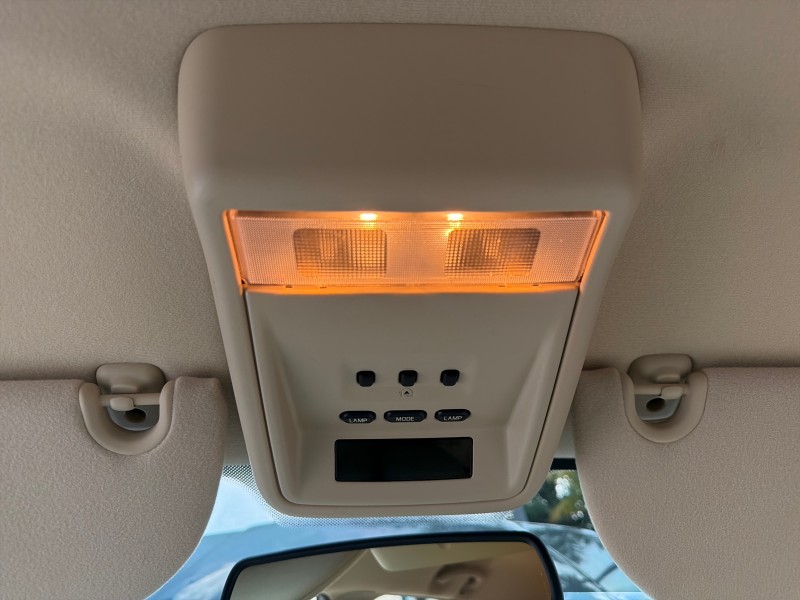 2007 Mercury Grand Marquis LS LOW MILES 52,599 1 OWNER in ,