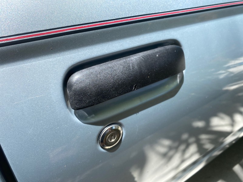 2002 Nissan Frontier 2WD XE XCAB 5 SPD AC 4 CYL in ,