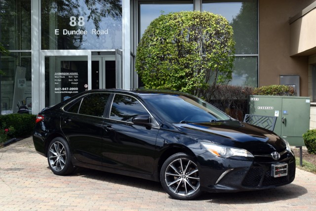 2015 Toyota Camry XSE Power Moonroof Remote Start Heated Front Seats MSRP $28,125 2