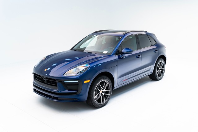 2024  Macan  in , 