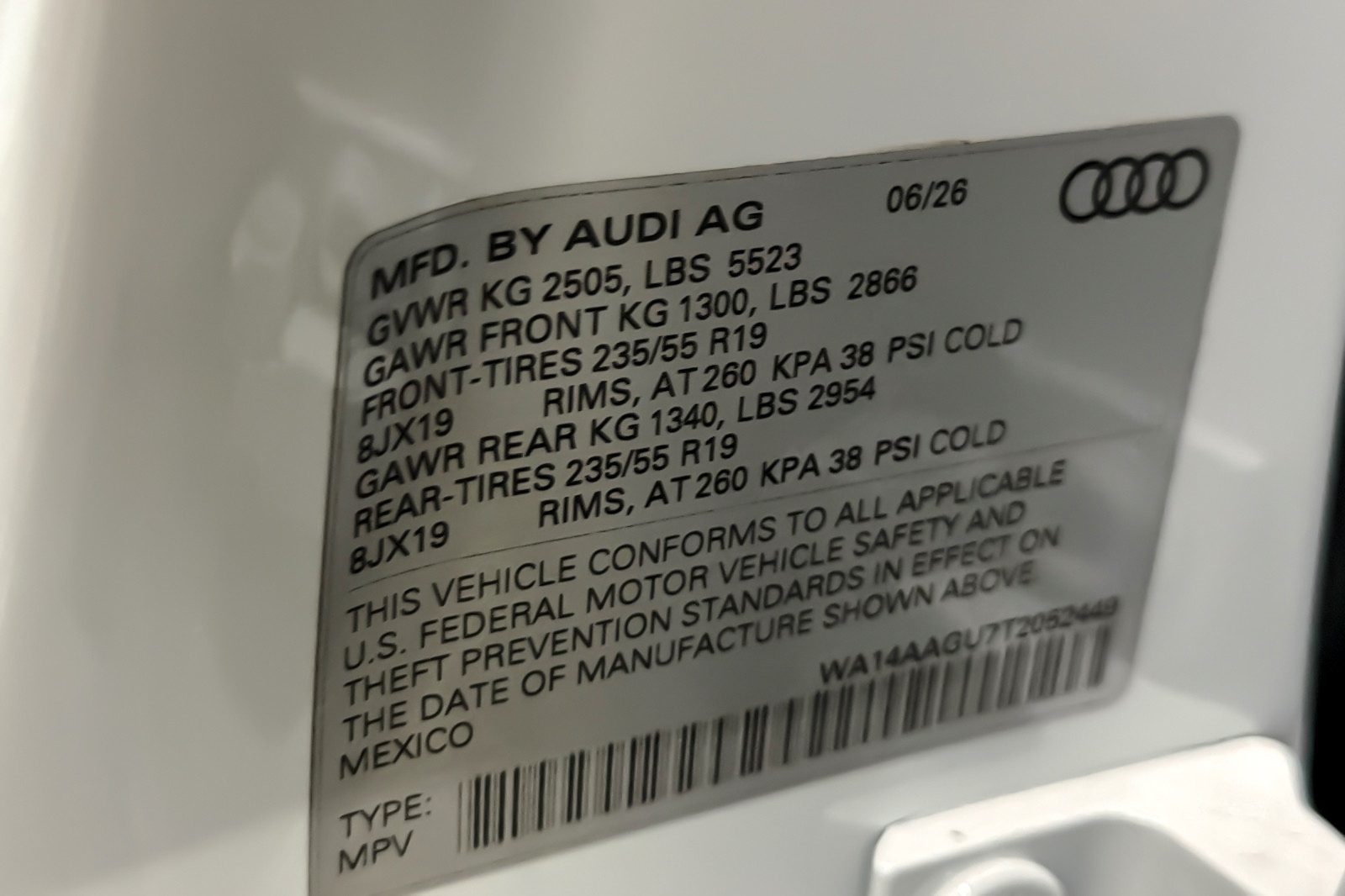 New 2026 Glacier White Metallic Audi Premium 2.0 TFSI quattro image 28