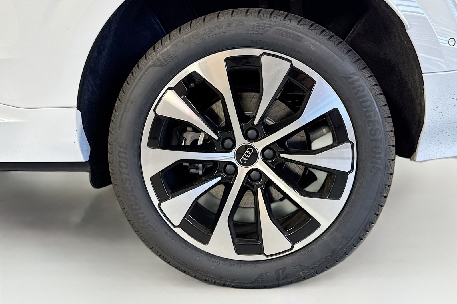 New 2026 Glacier White Metallic Audi S line image 29