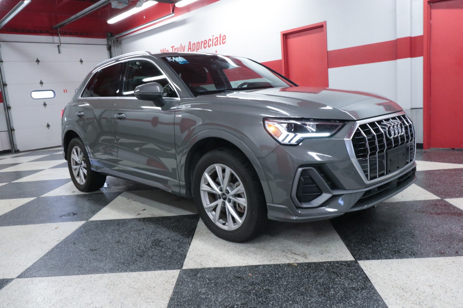 Used Car 2023 Audi Q3  S Line Premium For Sale Under $25,000 In Austin, Texas