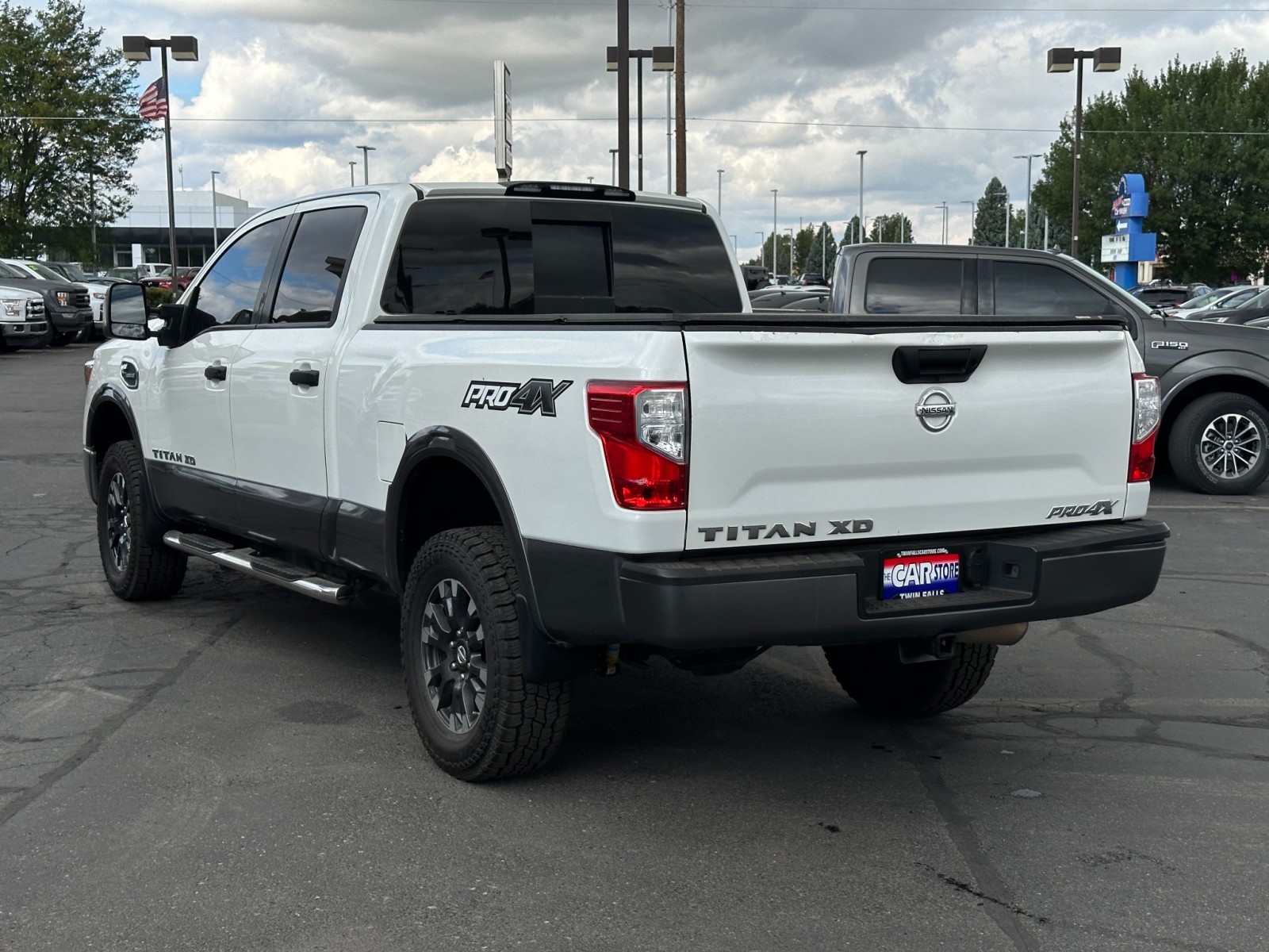 2017 Nissan Titan XD PRO-4X 13