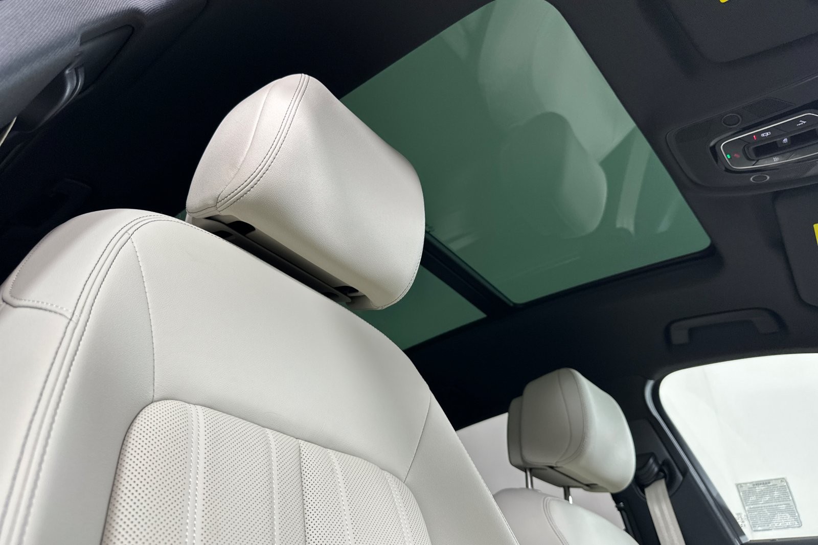 Used 2024 Glacier White Metallic Audi S line Premium Plus quattro image 16