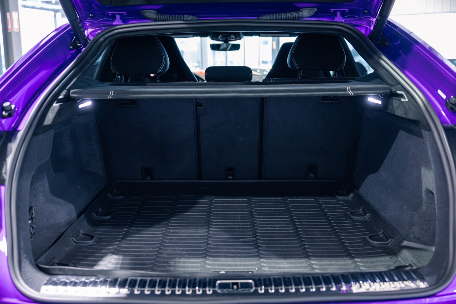 Used Car 2024 Lamborghini Urus  Performante - $336,363 Msrp - $13k Viola Pasifae - Full Exterior Carbon Fiber For Sale Under $320,000 In Boerne, Texas