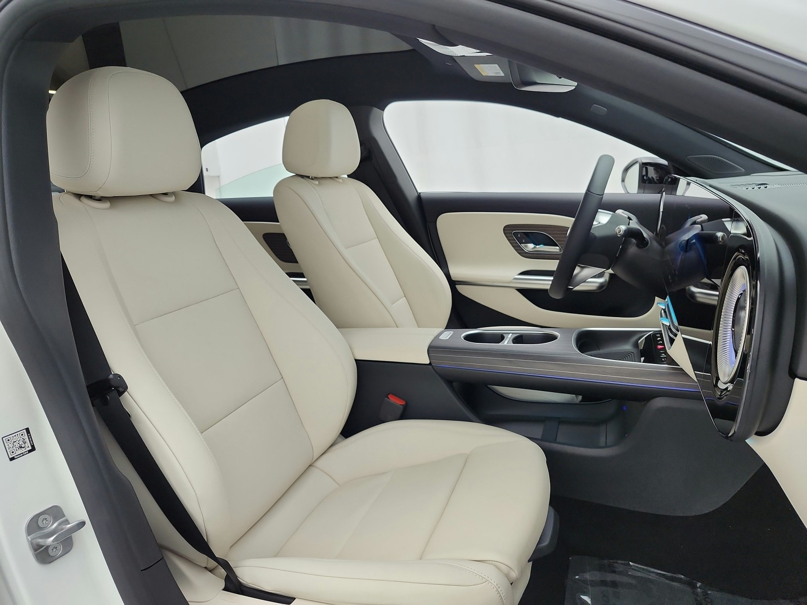 New 2027 Polar White Mercedes-Benz CLA 220 Hybrid FWD image 15