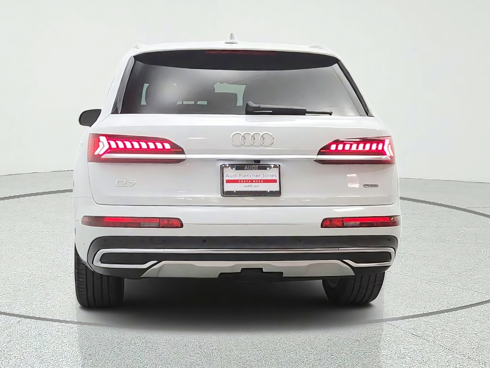 Used 2023 Glacier White Metallic Audi Premium Plus 55 TFSI quattro image 6