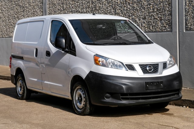 2017 Nissan NV200 Compact Cargo S 8