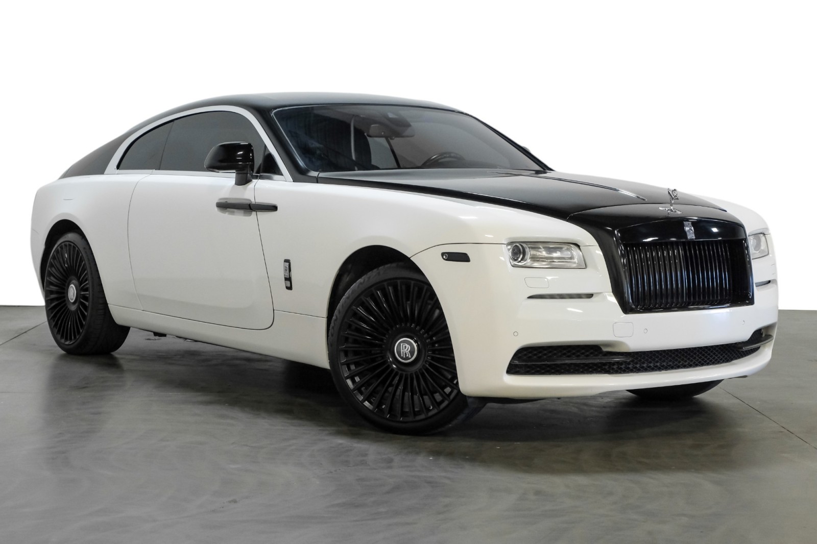 2016 Rolls-Royce Wraith StarlightHeadliner ACSeats CustomAlloys Piping RRMonogram 3