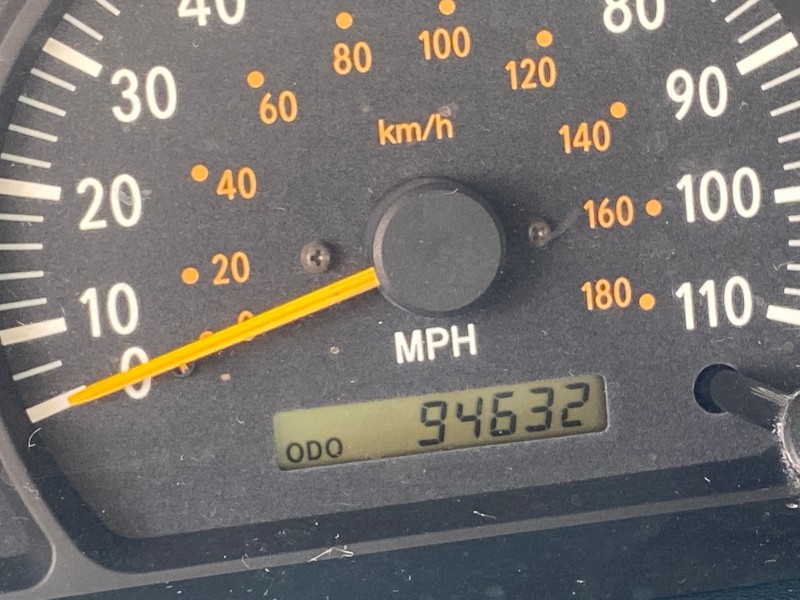 2002 Toyota Tundra SR5 LOW MILES 94,632 1 OWNER in , 