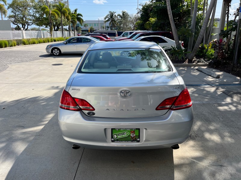 2007 Toyota Avalon Touring LOW MILES 22,230 in , 
