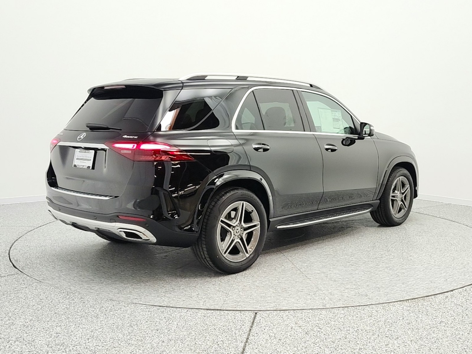 New 2026 Black Mercedes-Benz GLE 450e 4MATIC® SUV image 5