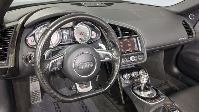 2014 Audi R8 V8 22