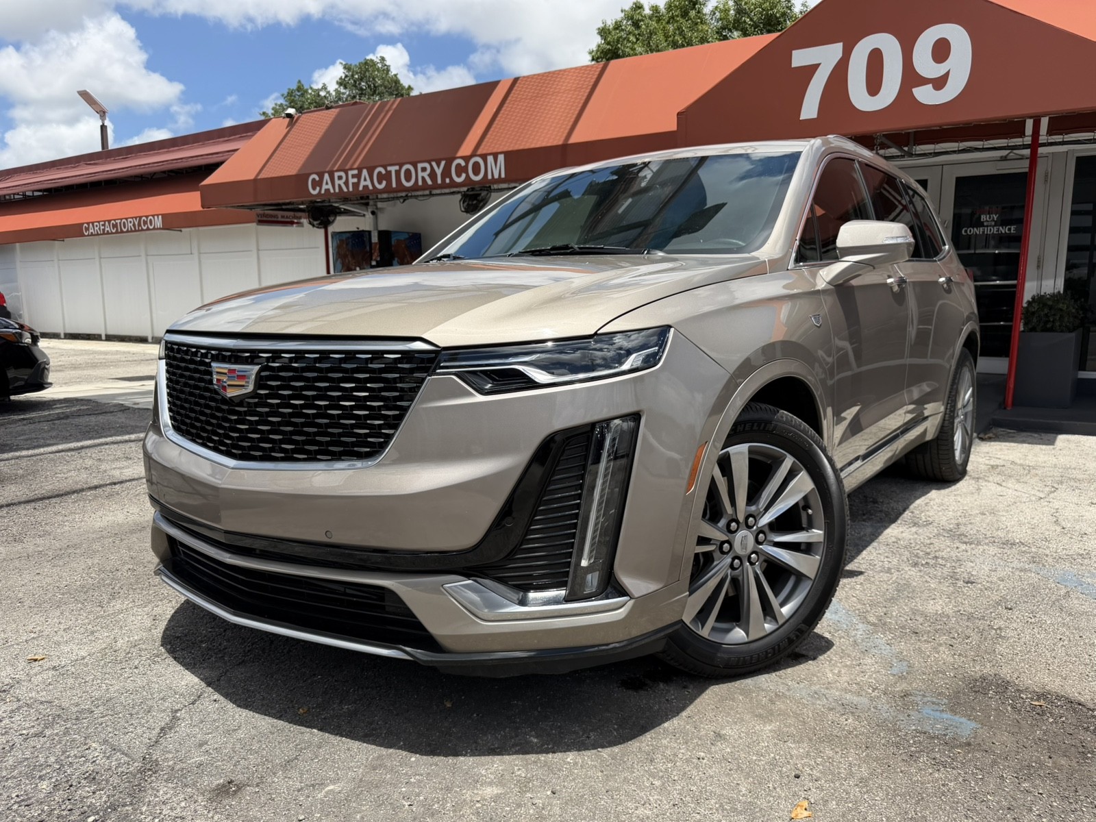 2022 Cadillac XT6 - $25,988