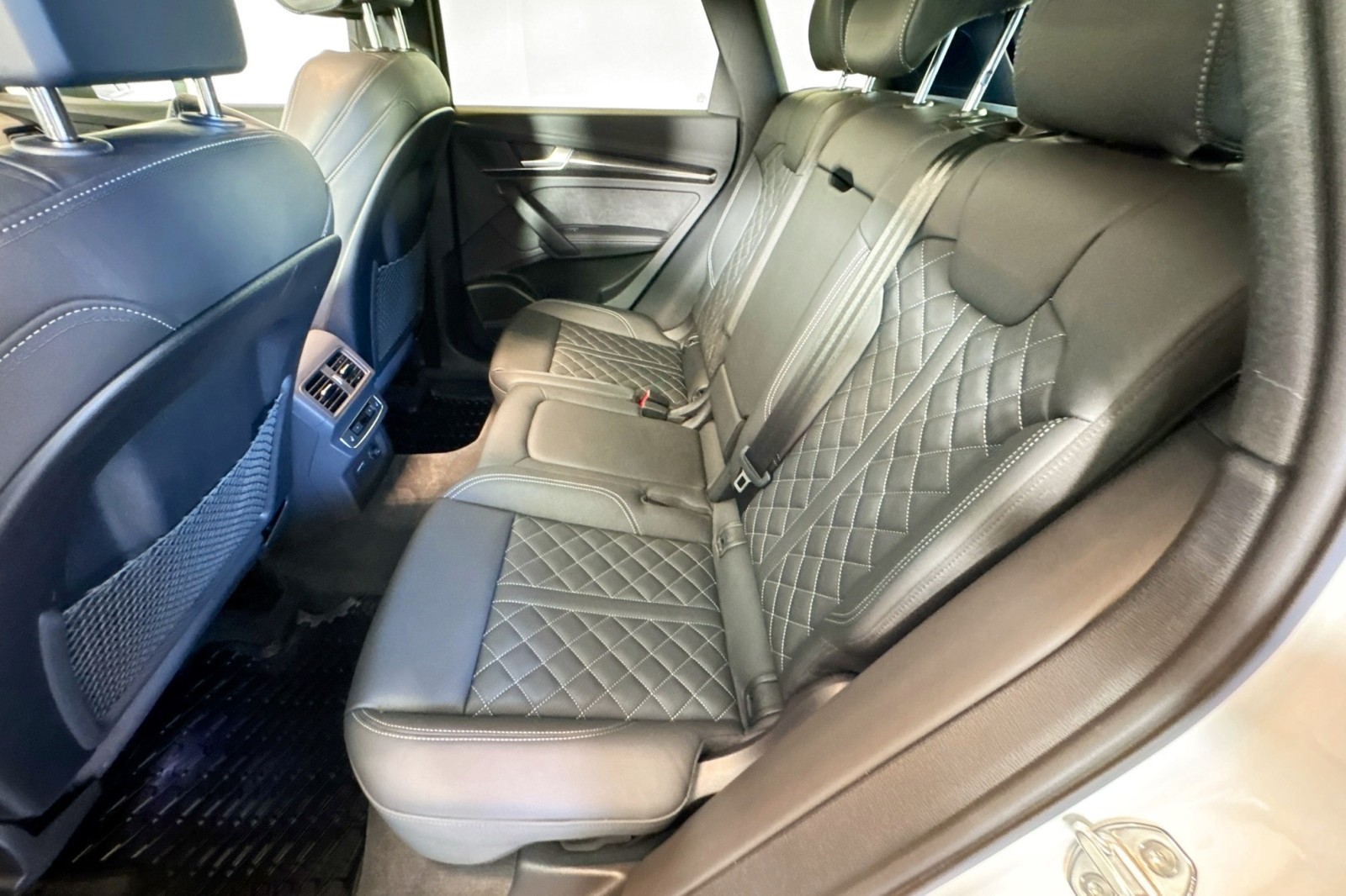 Used 2025 Glacier White Metallic Audi Prestige image 24