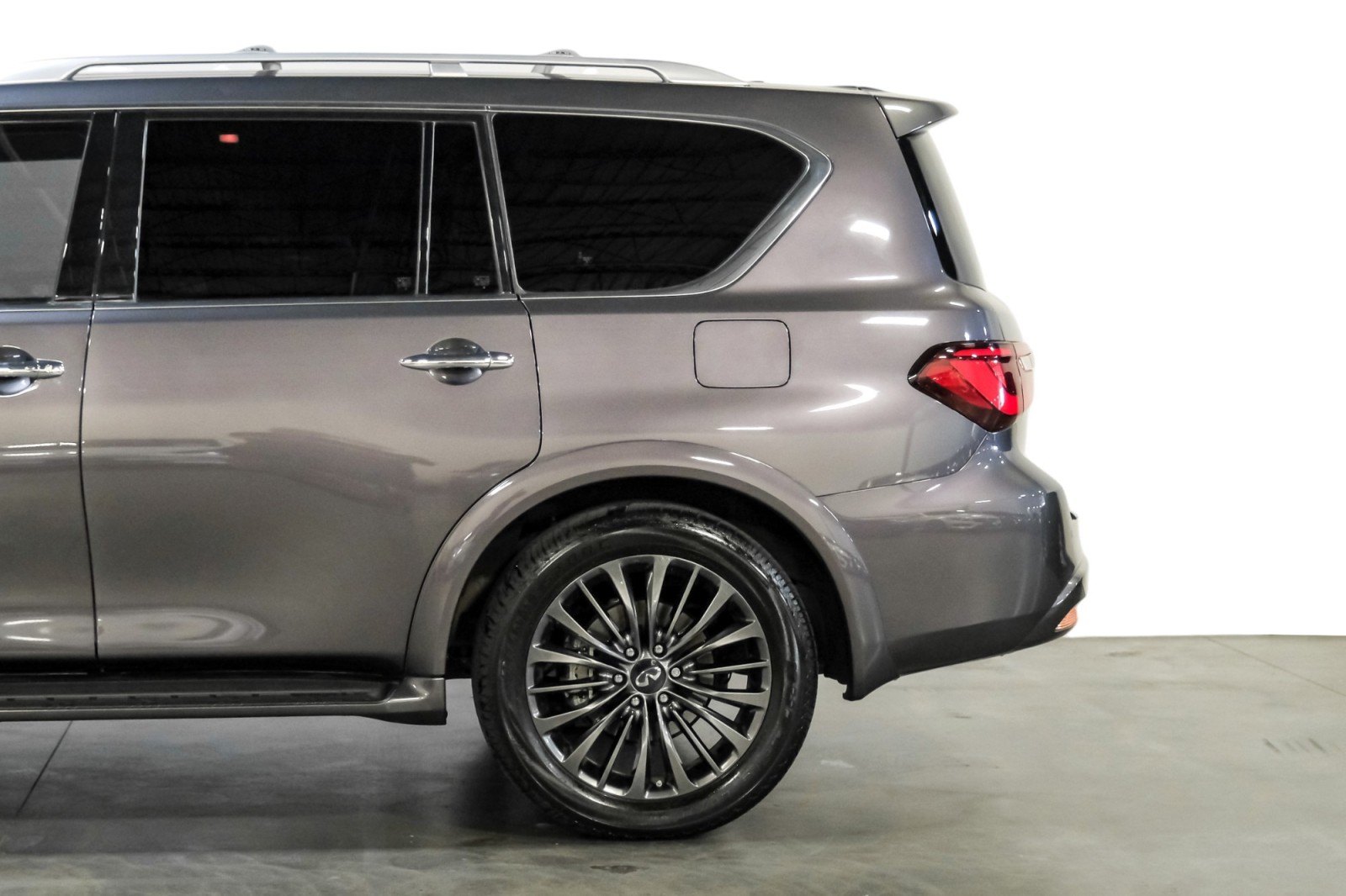 2022 INFINITI QX80 PREMIUM SELECT CargoPkg RoofRails SaharaLthrPkg RadiantLightingP 12