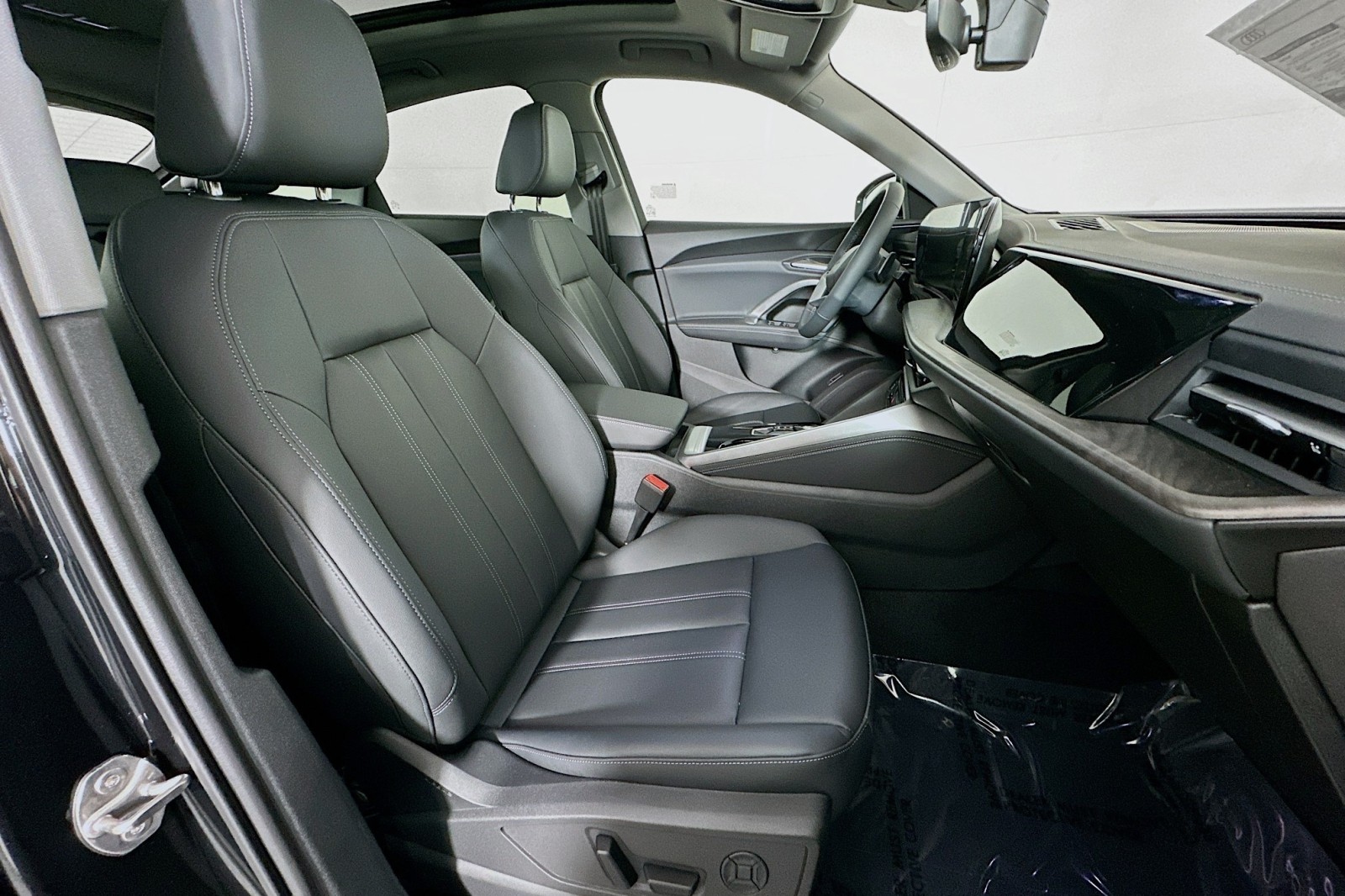 New 2026 Mythos Black Metallic Audi Premium image 8