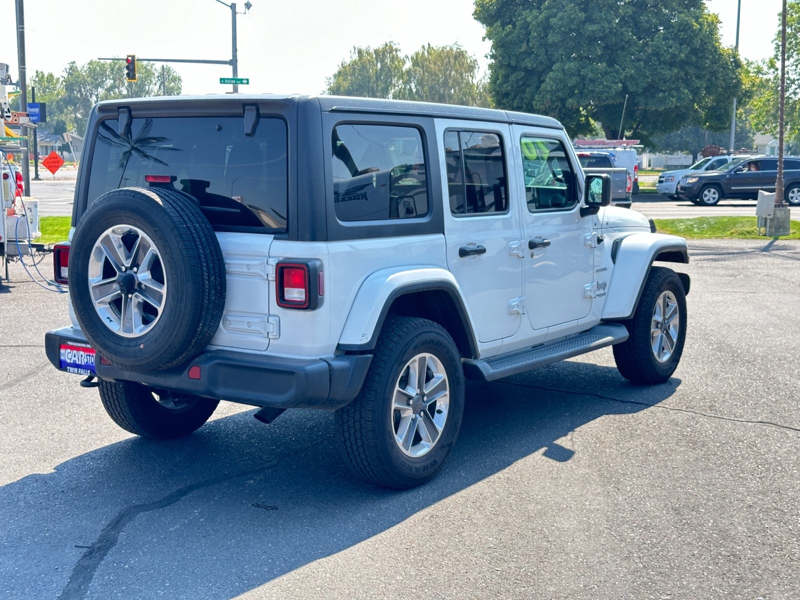 2020 Jeep Wrangler Unlimited Sahara 6