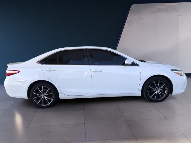 2015 Toyota Camry XSE 6