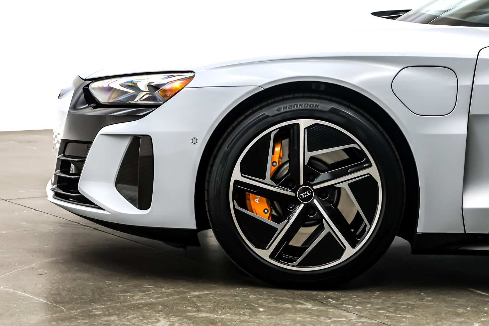 Used 2024 Suzuka Gray Metallic Audi Prestige quattro image 11