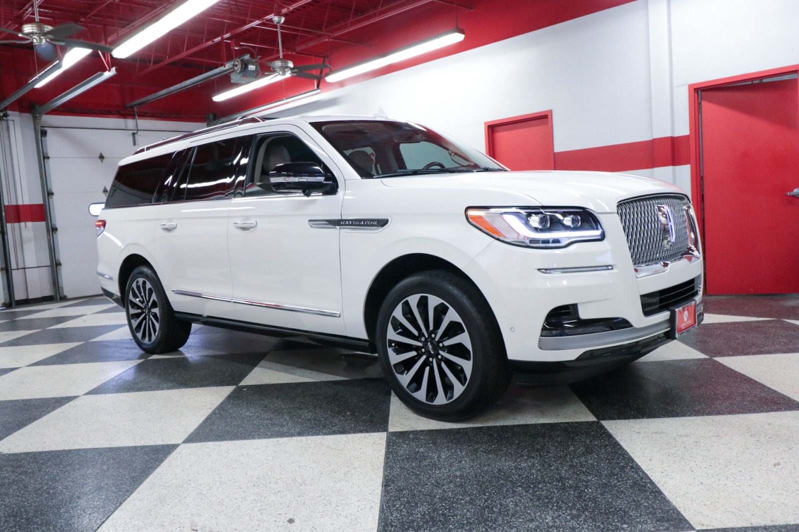 Used Car 2023 Lincoln Navigator L  Reserve For Sale In Austin, Texas