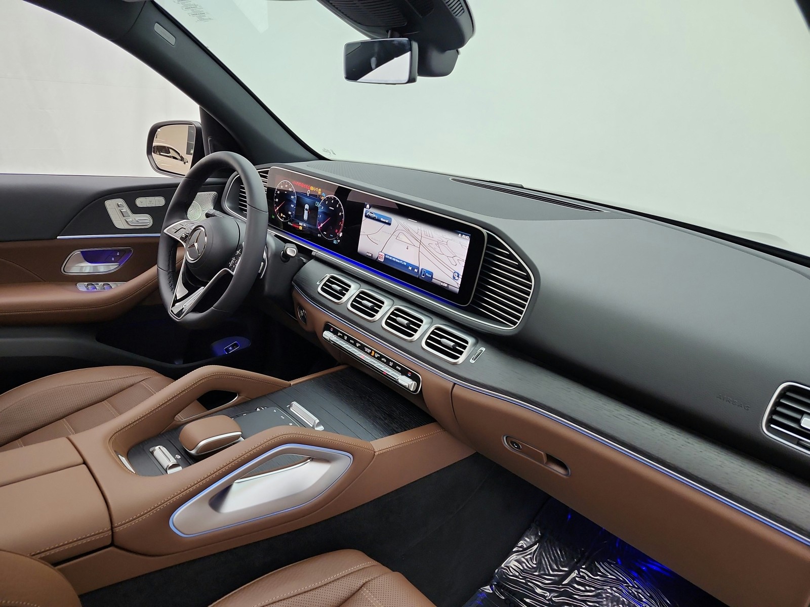 New 2026 Black Mercedes-Benz GLE 580 4MATIC® SUV image 14