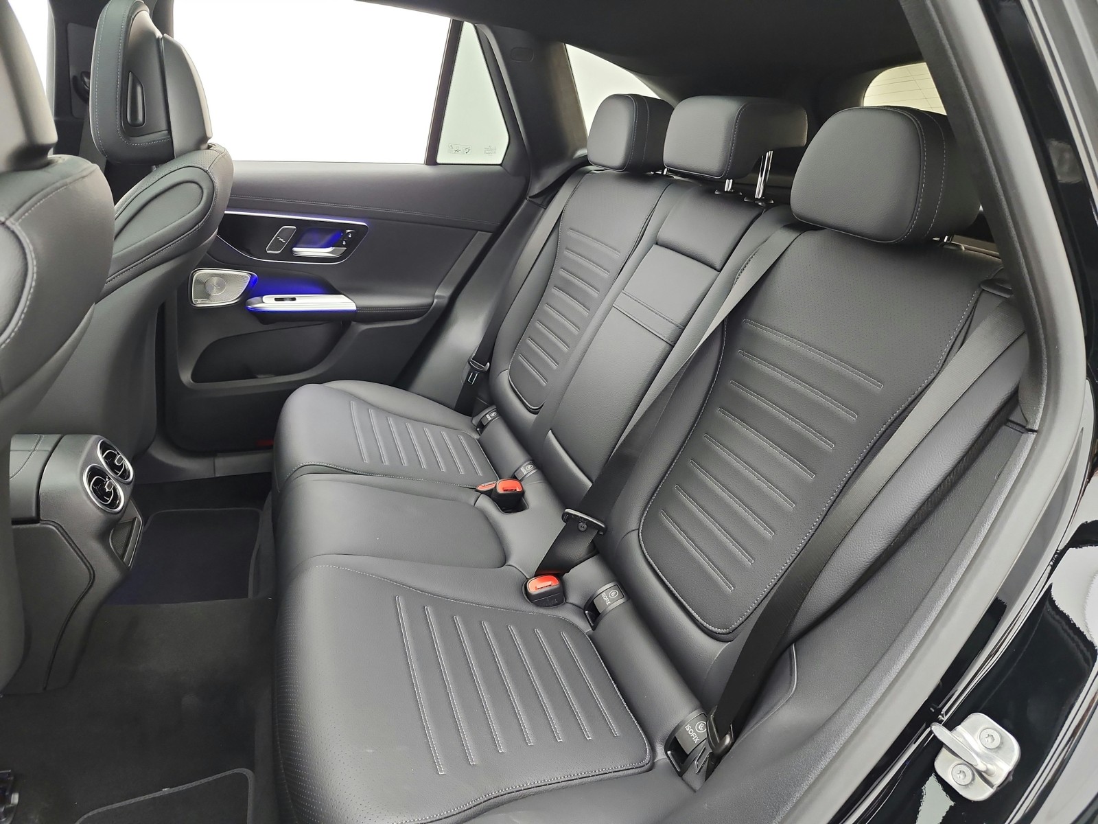 New 2027 Black Mercedes-Benz GLC 300 SUV image 11