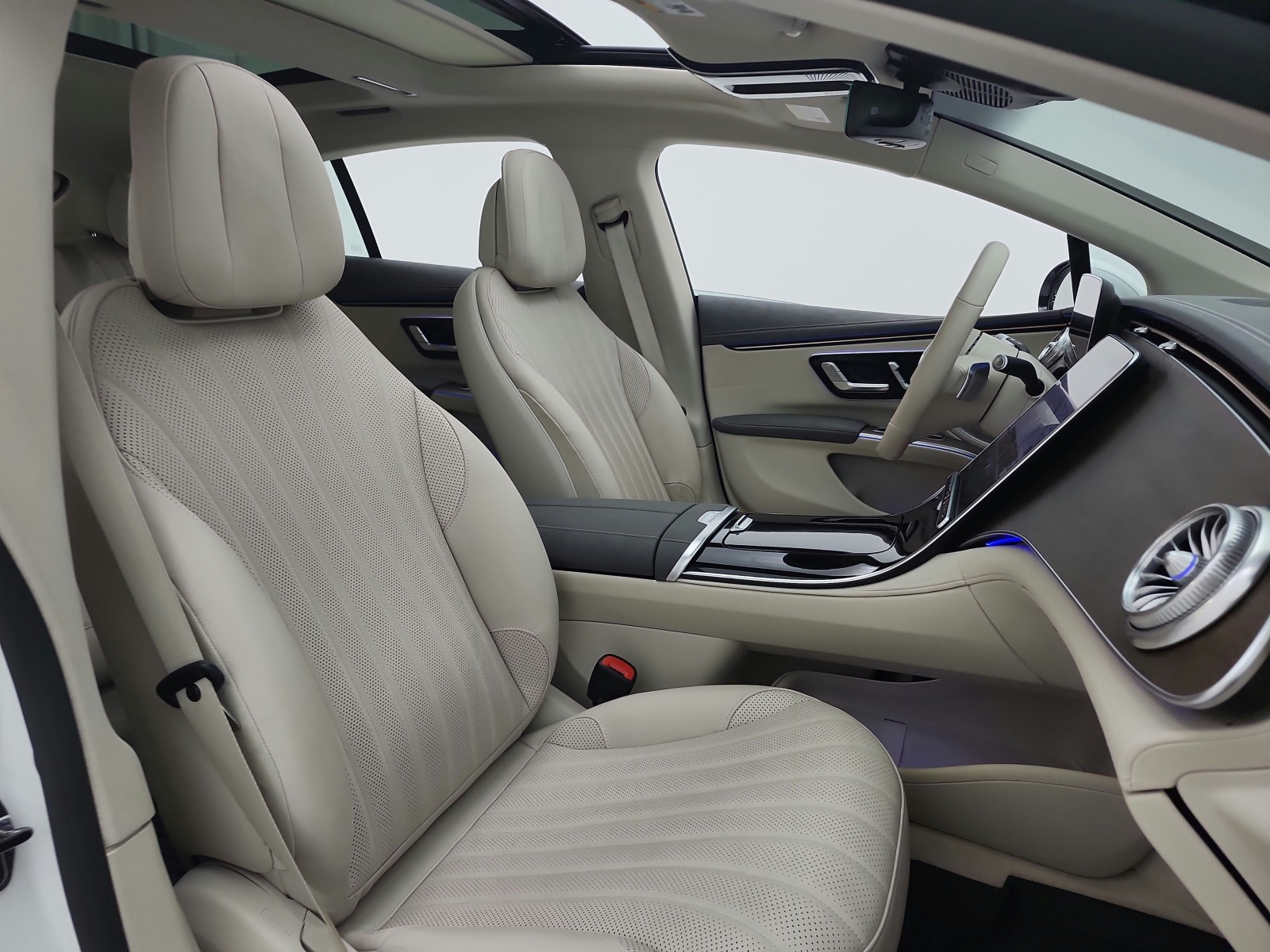 Certified Used 2022 Polar White Mercedes-Benz EQS 450+ Sedan image 32